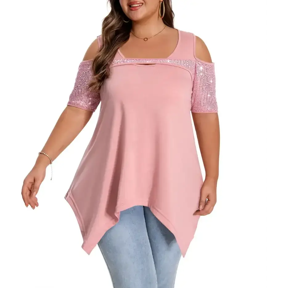 Stylish and chic, this Elegant Plus Size Sequin Detail T-Shirt features a crew neck and medium stretch knit fabric.